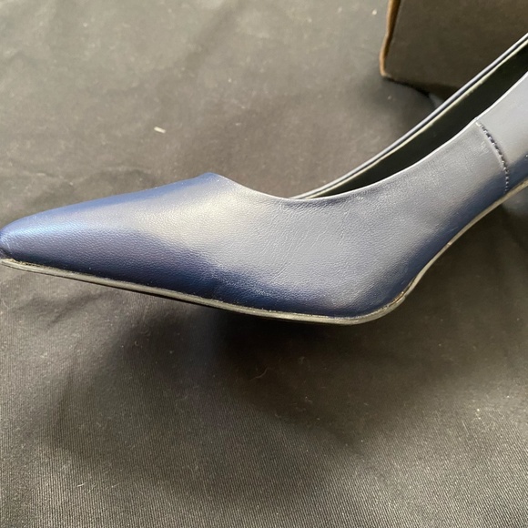 Le Chateau High Heels Blue - Picture 4 of 6